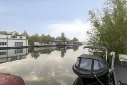 Badhoevedorp, Nieuwemeerdijk 121