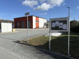 Voormalige textielfabriek op perceel van 5.493 m² - Walddorf- Duitsland