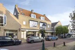 Nieuwerkerk aan den IJssel, Dorpsstraat 28 C en D