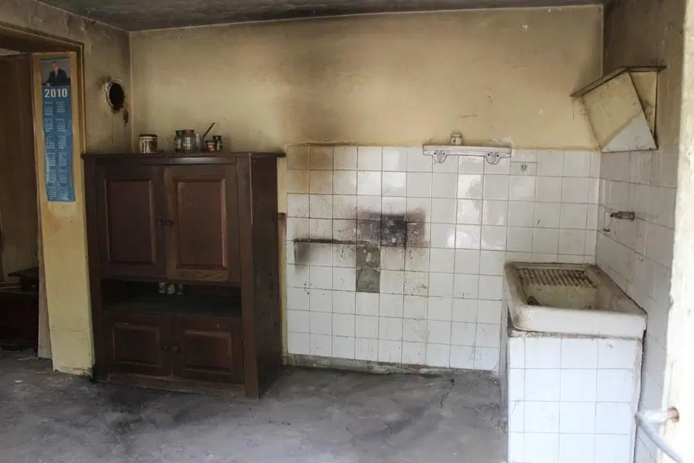 Huis met bijgebouw en schuren in Karamanovo (Ruse) - Bulgarije