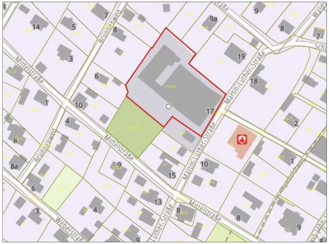 Voormalige textielfabriek op perceel van 5.493 m² in Walddorf - Duitsland