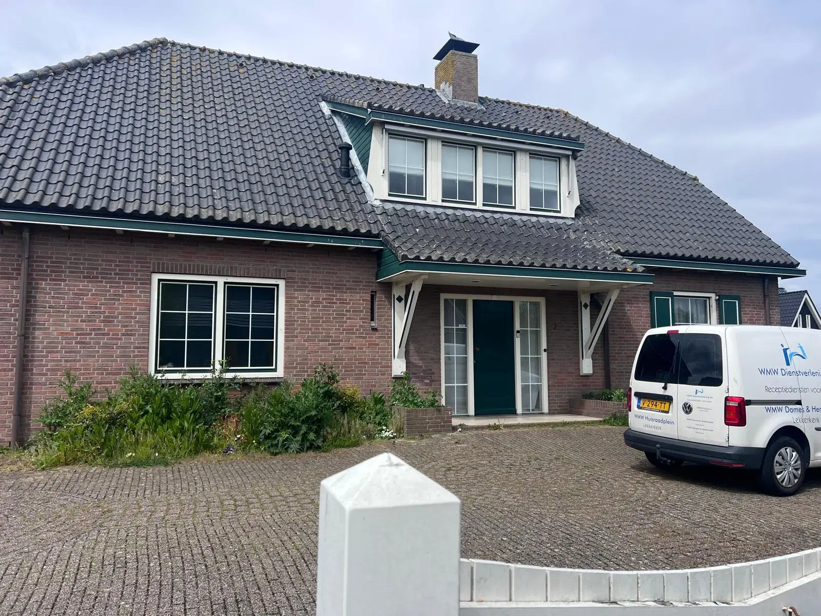 Lekkerkerk, Randweg 2