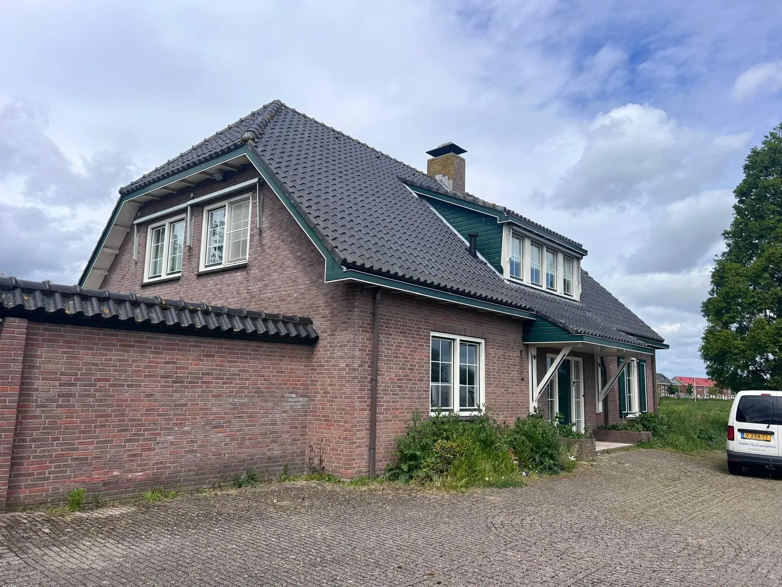 Lekkerkerk, Randweg 2