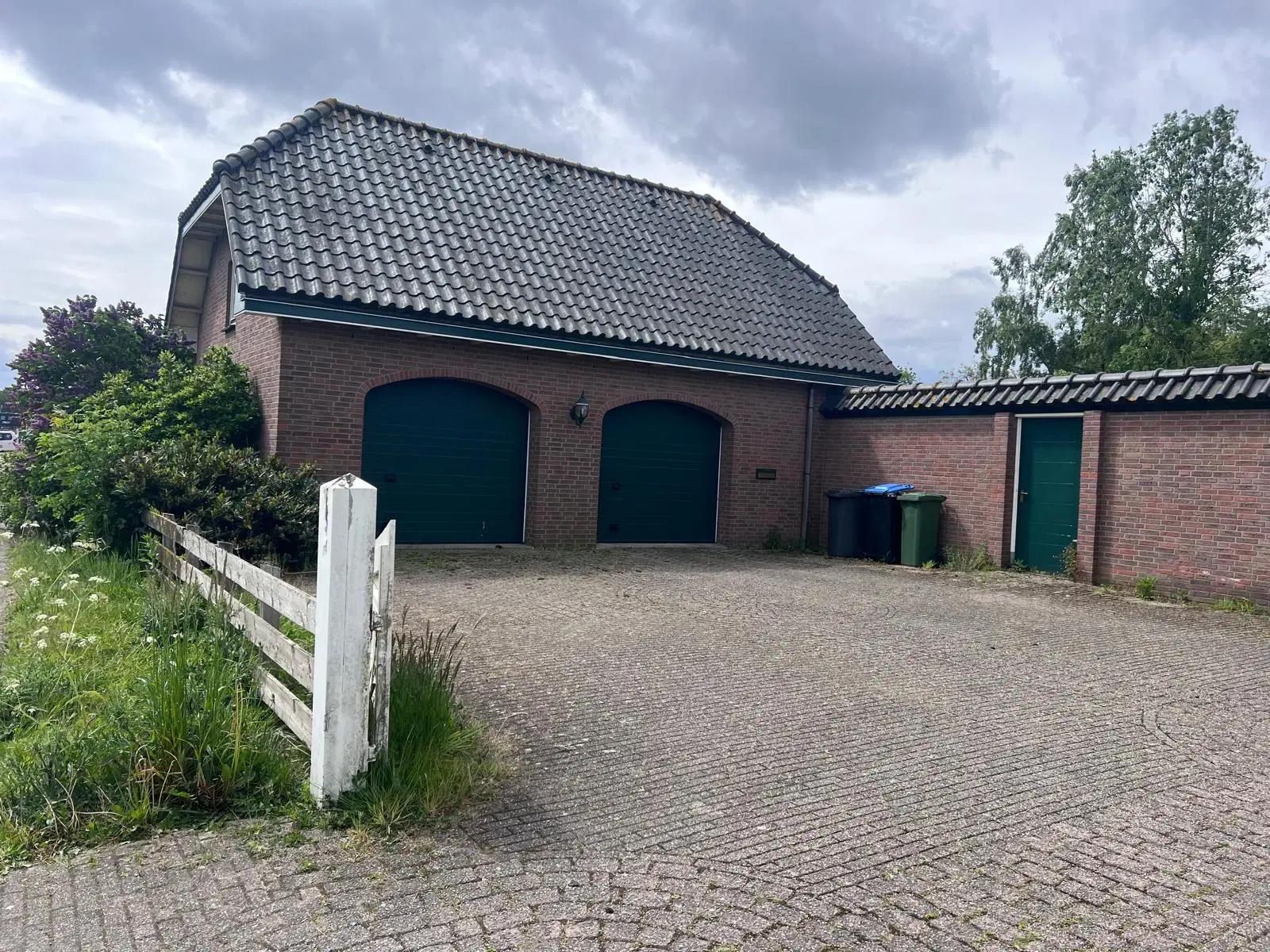 Lekkerkerk, Randweg 2