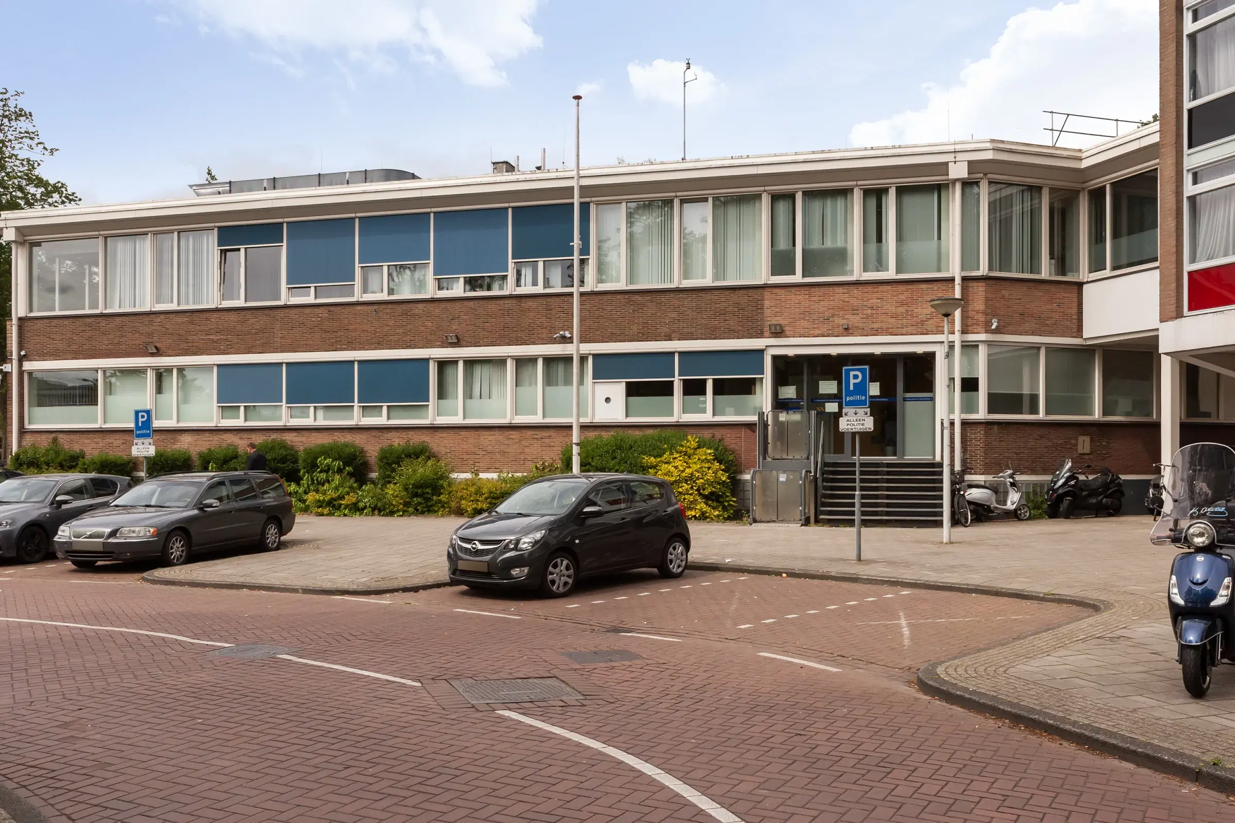 Amsterdam, Lodewijk van Deysselstraat 16