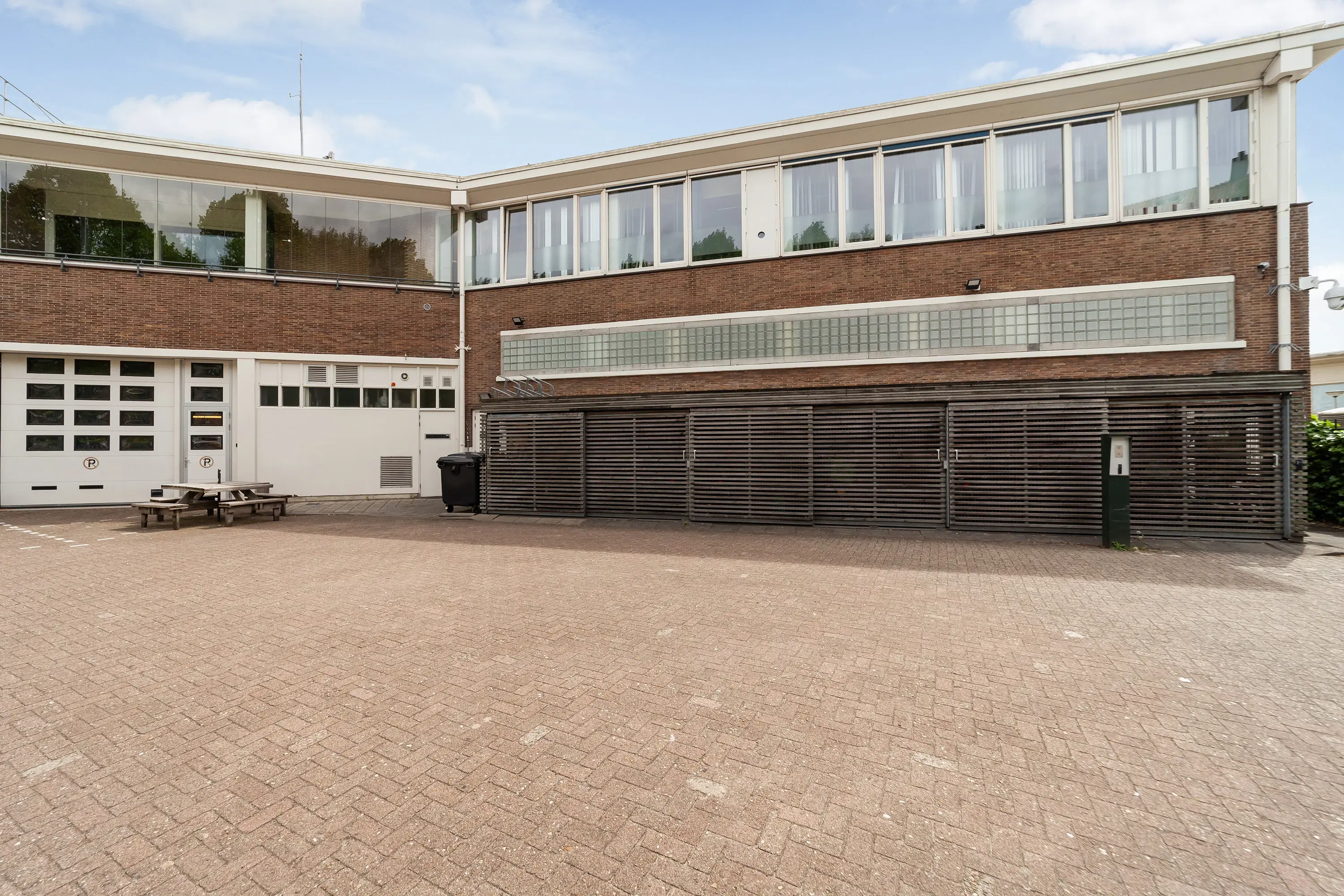 Amsterdam, Lodewijk van Deysselstraat 16