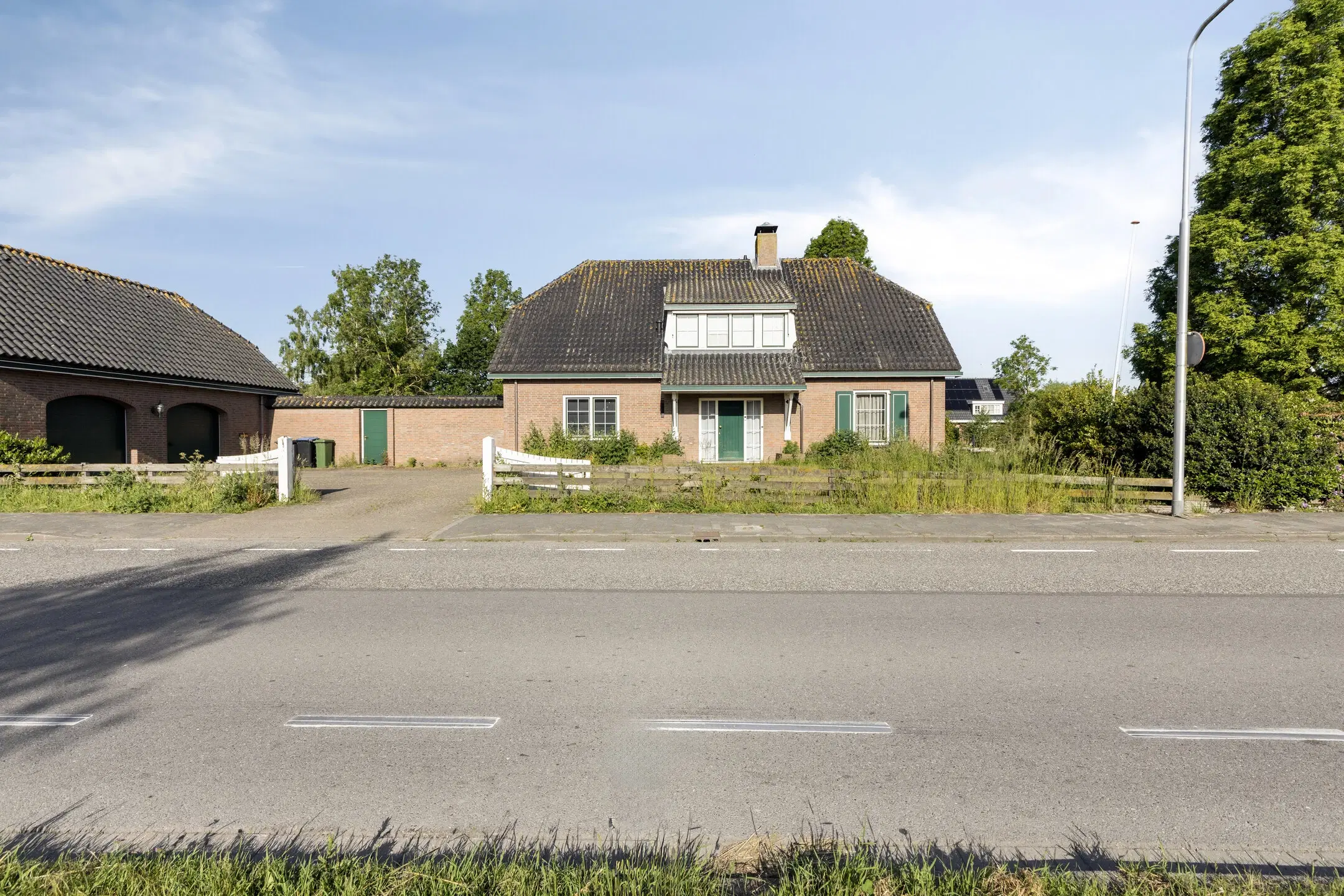 Lekkerkerk, Randweg 2