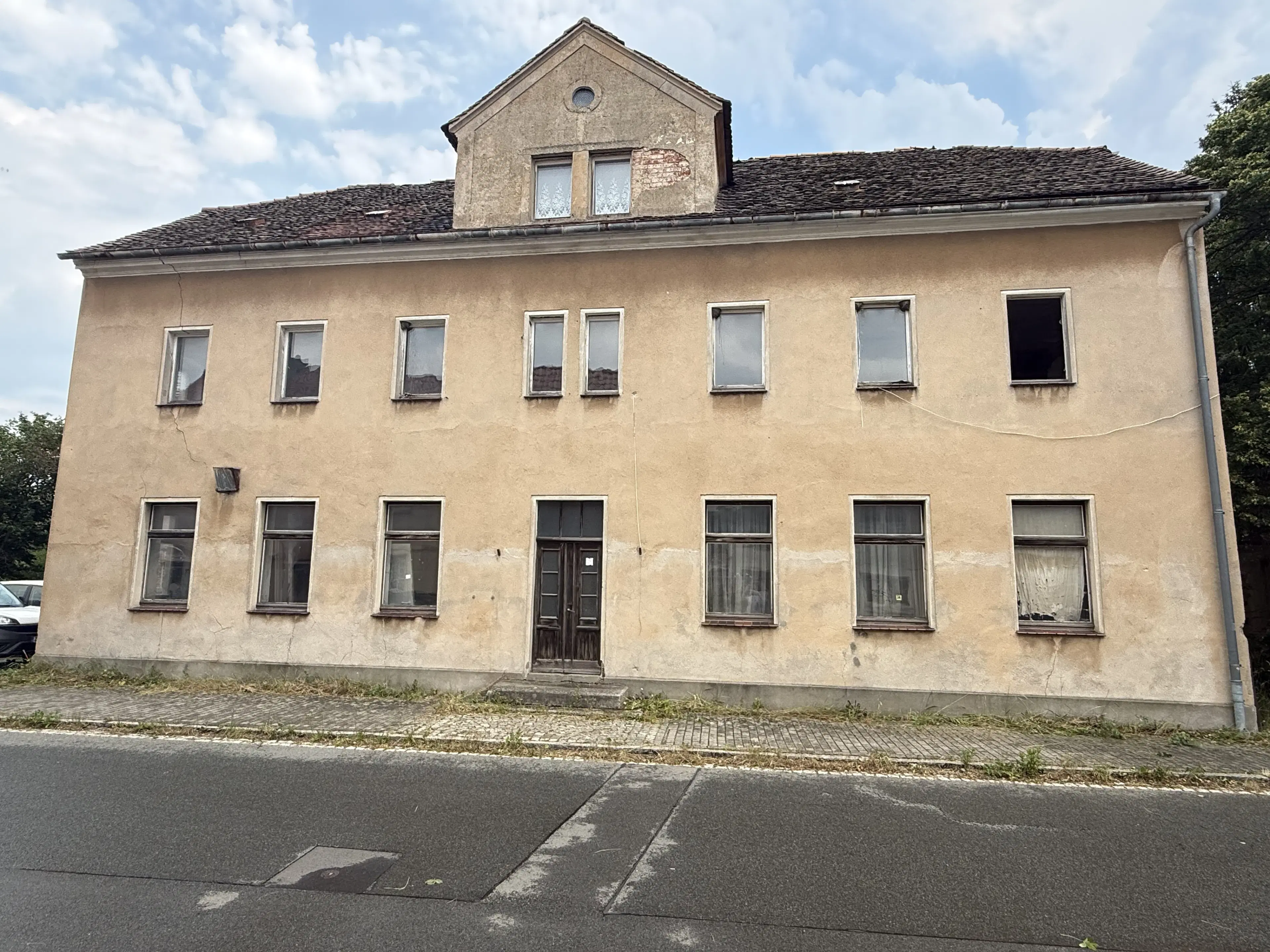 Woon- en werkhuis op perceel van 540 m² nabij Görlitz - Duitsland