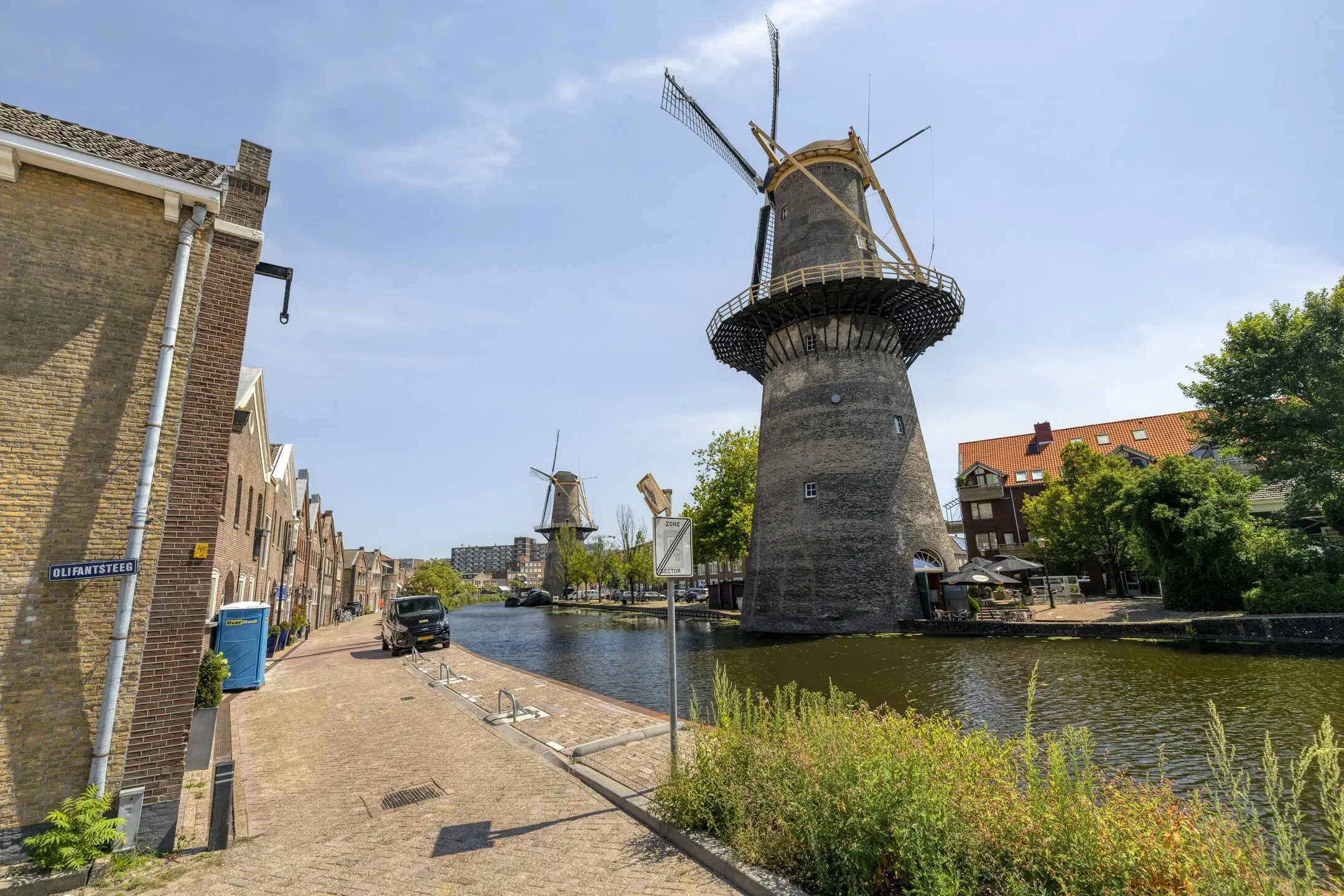 Uniek transformatieobject | Parkweg 201, 203 en 205 en Burg. Honnerlage Gretelaan 91 en 91 A te Schiedam