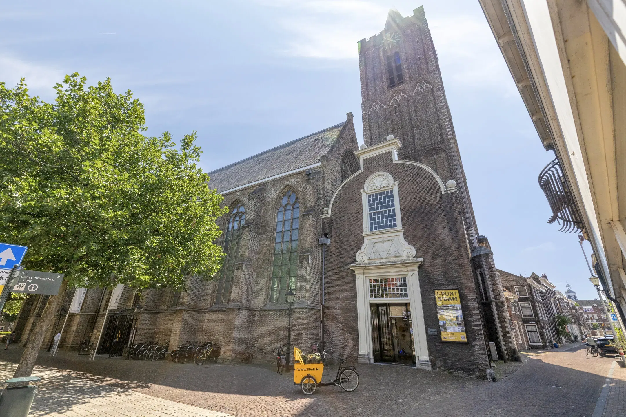 Uniek transformatieobject | Parkweg 201, 203 en 205 en Burg. Honnerlage Gretelaan 91 en 91 A te Schiedam