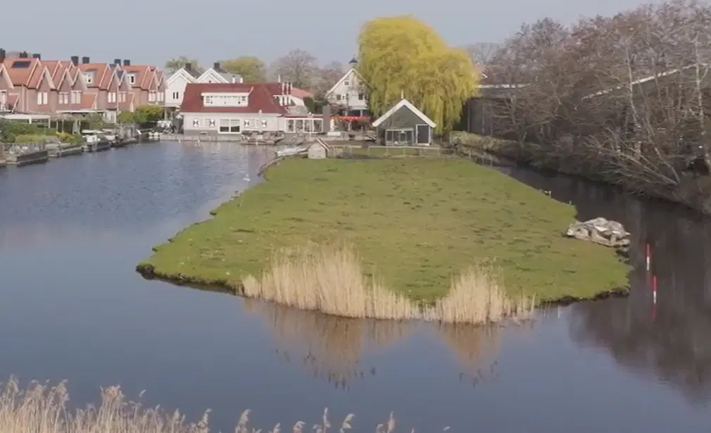 Den Ilp, Den Ilp 25