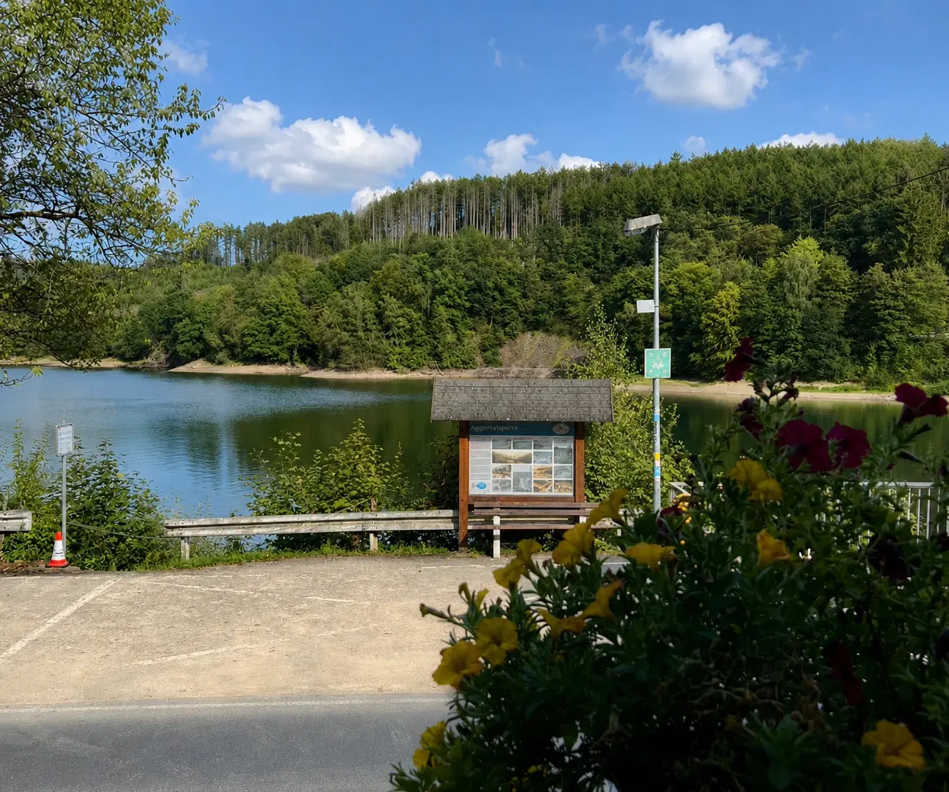 701 m² eigendomsperceel aan de rand van Gummersbach, nabij Winterberg - Duitsland