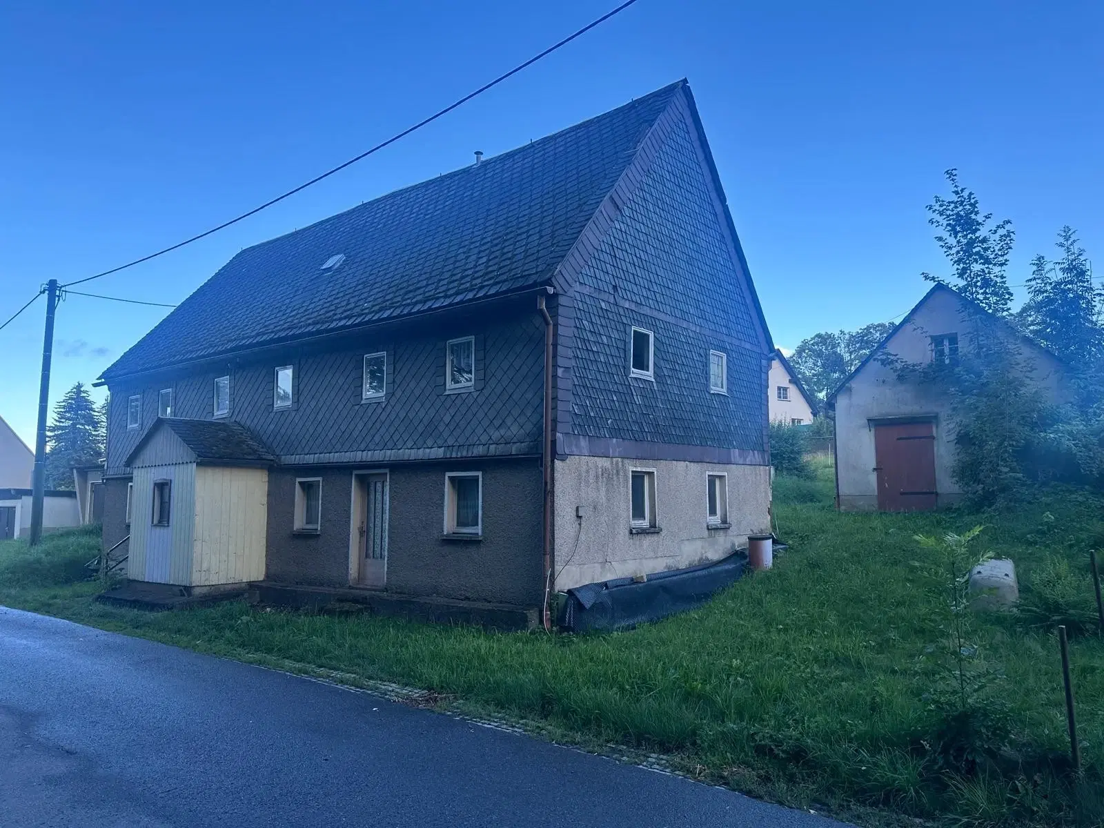 Vakwerkhuis op 870 m² eigendomsperceel in Clausnitz, in het Ertsgebergte - Duitsland