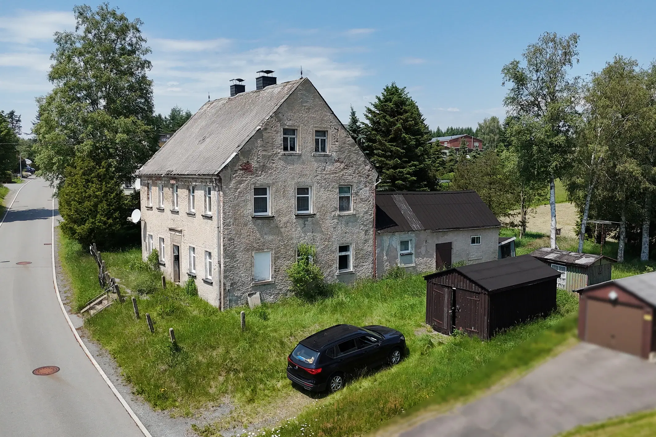 Tweegezinswoning op een ruim perceel van ongeveer 1.578 m² in Kühnhaide - Duitsland