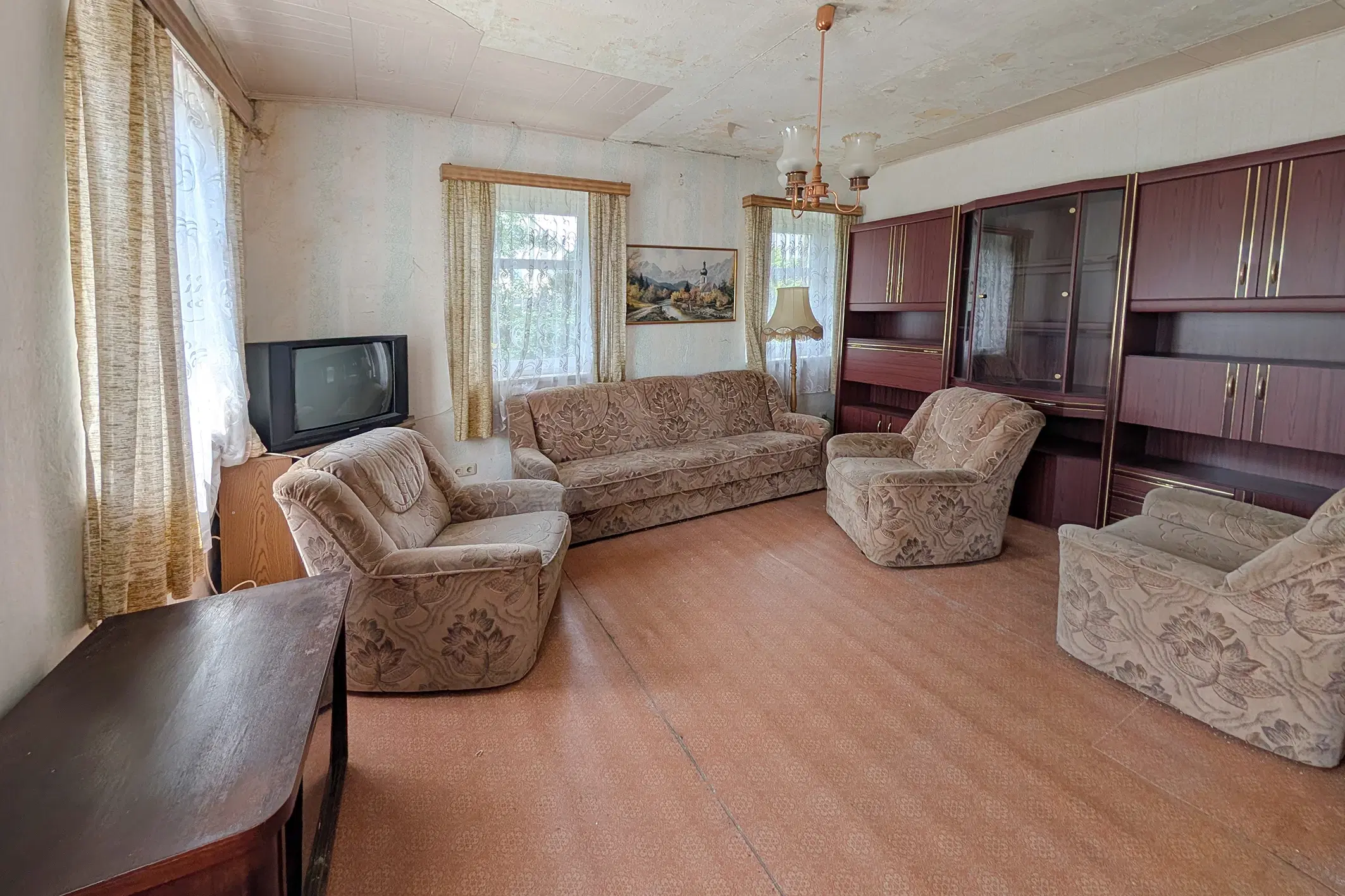 Tweegezinswoning op een ruim perceel van ongeveer 1.578 m² in Kühnhaide - Duitsland
