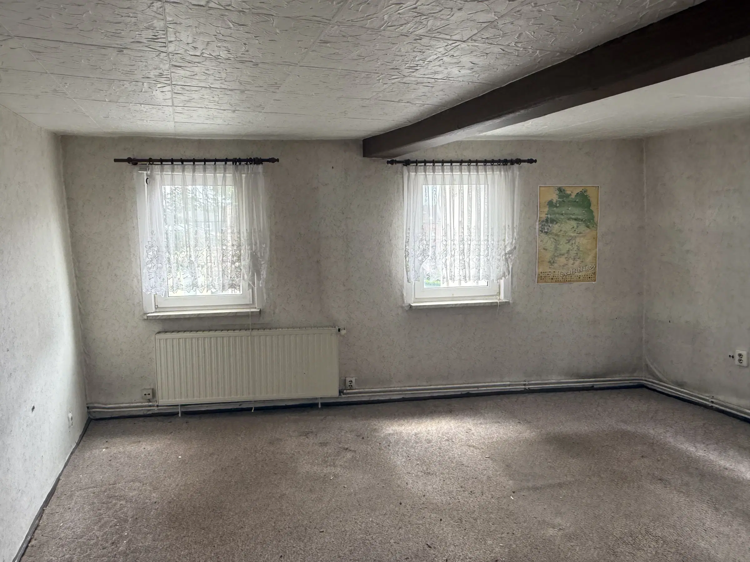 Stadsvilla met garage op perceel van 1.173 m² in Adorf, nabij Hof - Duitsland