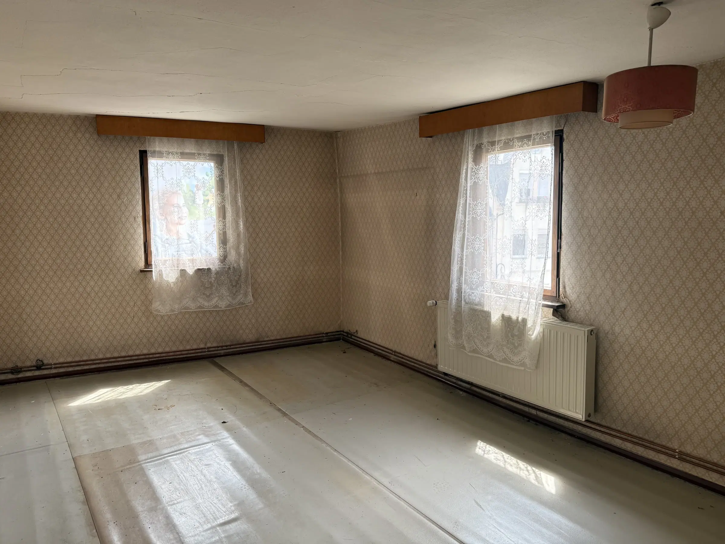 Stadsvilla met garage op perceel van 1.173 m² in Adorf, nabij Hof - Duitsland