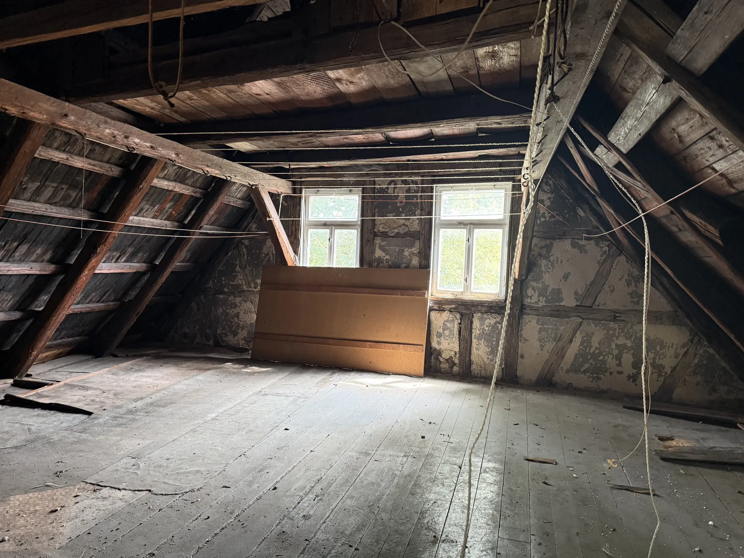 Stadsvilla met garage op perceel van 1.173 m² in Adorf, nabij Hof - Duitsland