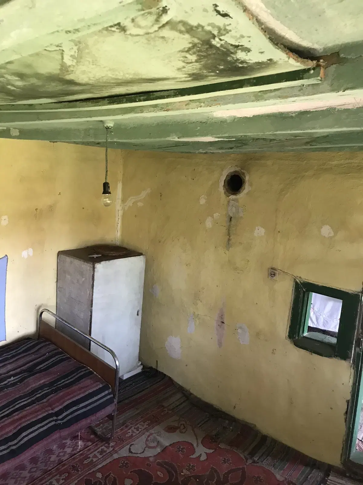 Authentiek 100 jaar oud landelijk huis + 1.006 m² grond in Glavan, Silistra - Bulgarije