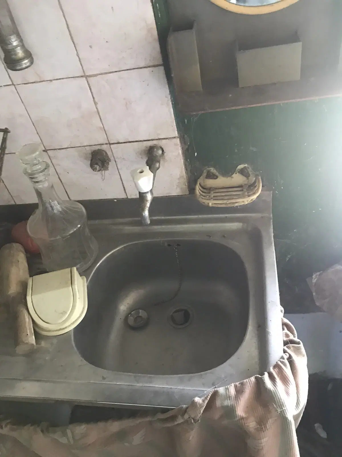 Authentiek 100 jaar oud landelijk huis + 1.006 m² grond in Glavan, Silistra - Bulgarije