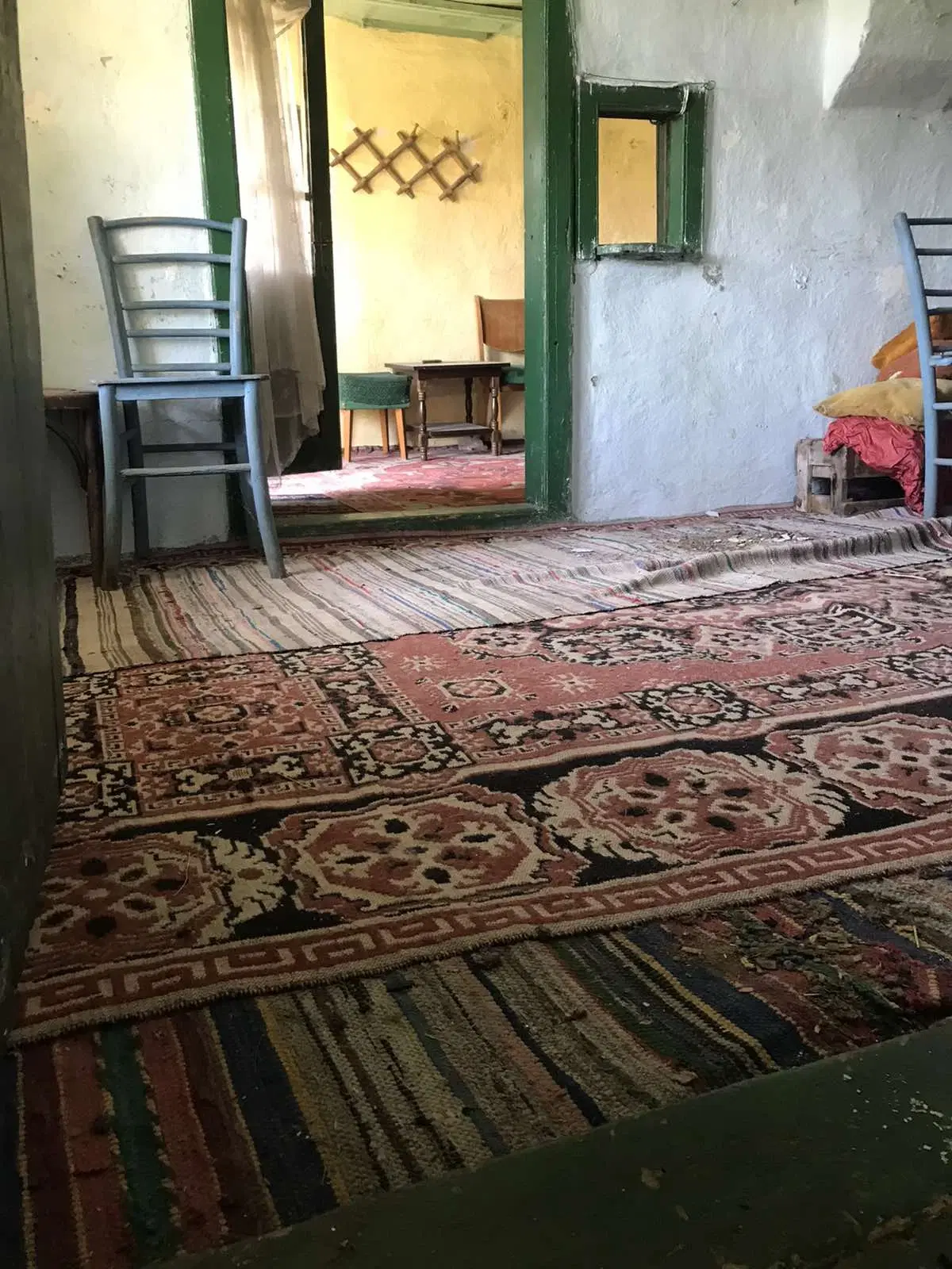 Authentiek 100 jaar oud landelijk huis + 1.006 m² grond in Glavan, Silistra - Bulgarije