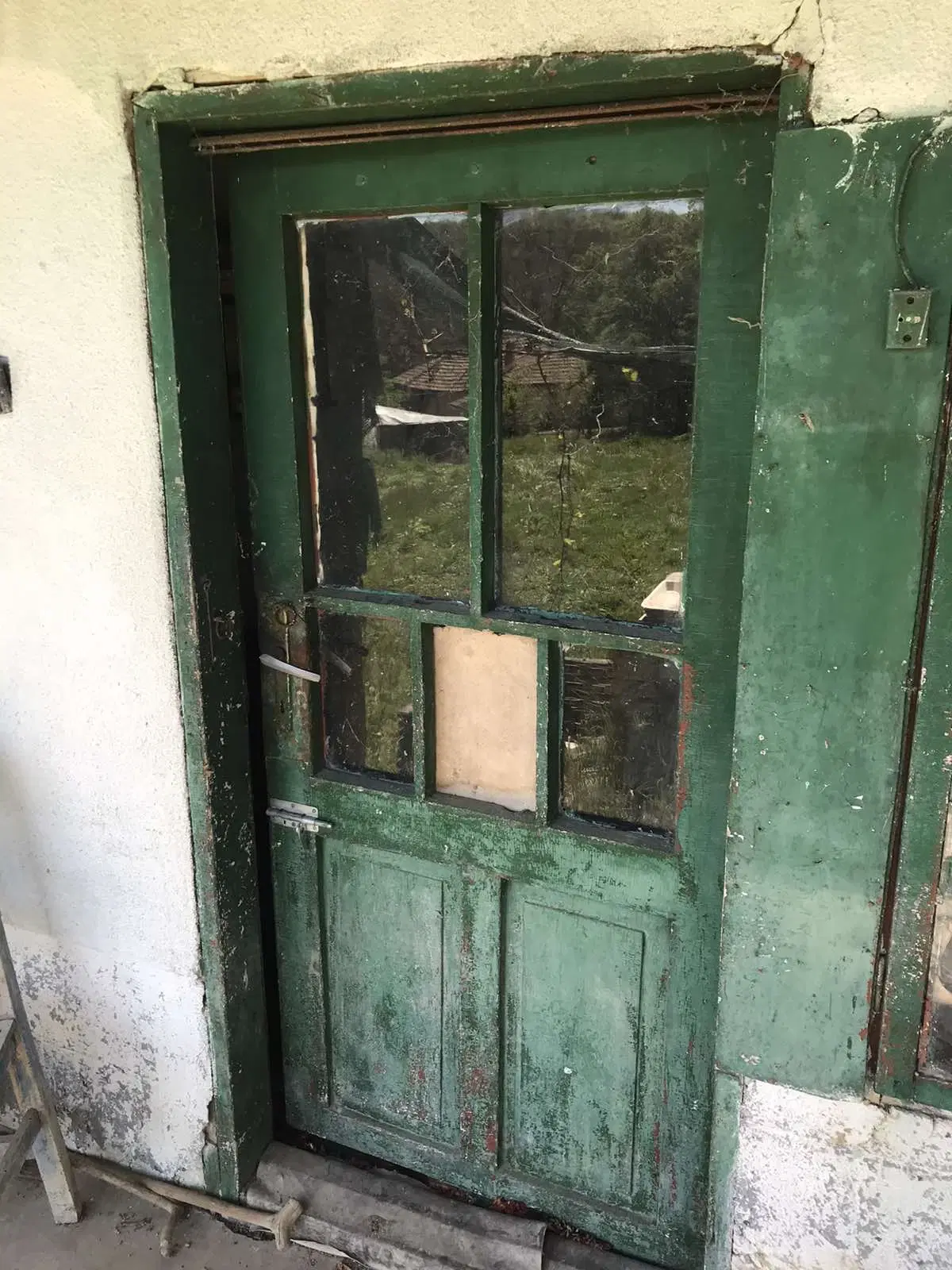 Authentiek 100 jaar oud landelijk huis + 1.006 m² grond in Glavan, Silistra - Bulgarije