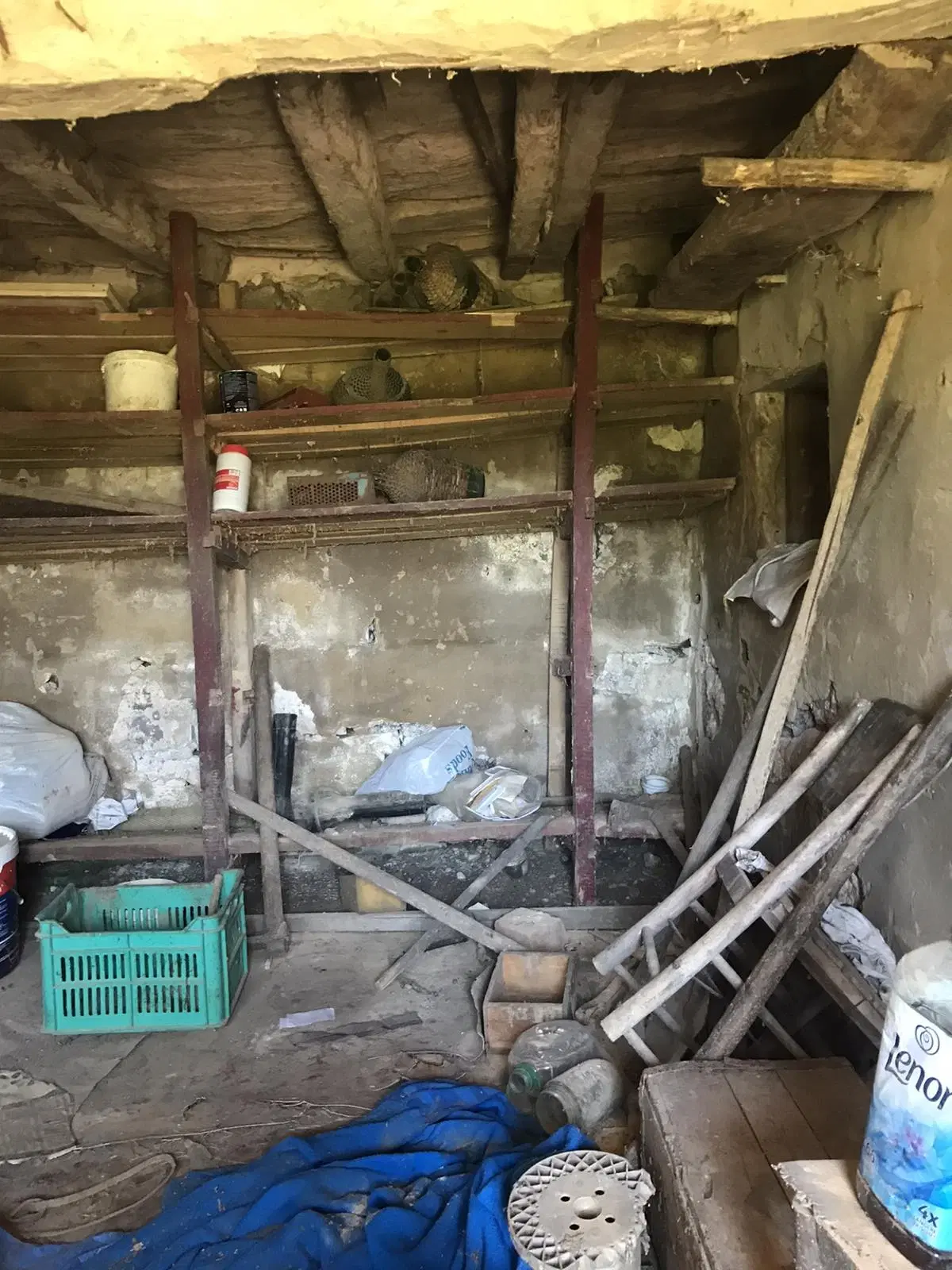 Authentiek 100 jaar oud landelijk huis + 1.006 m² grond in Glavan, Silistra - Bulgarije