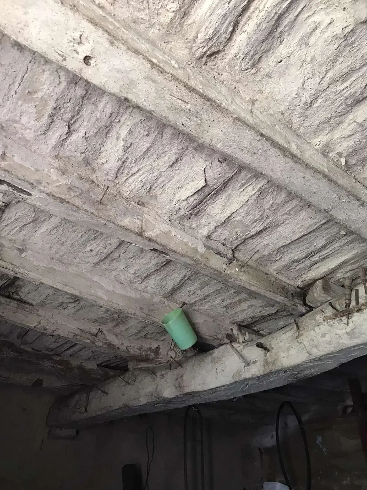 Authentiek 100 jaar oud landelijk huis + 1.006 m² grond in Glavan, Silistra - Bulgarije