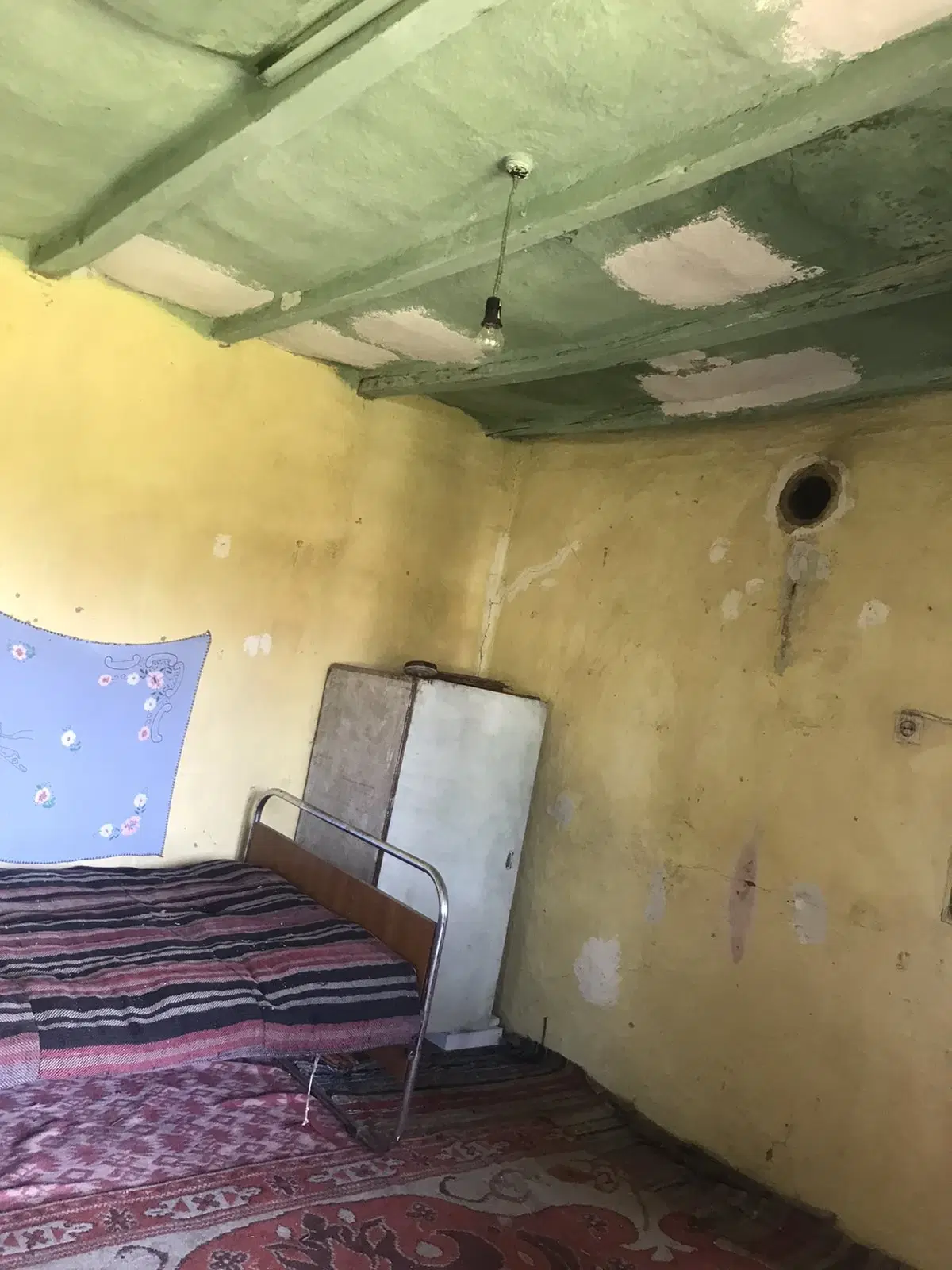 Authentiek 100 jaar oud landelijk huis + 1.006 m² grond in Glavan, Silistra - Bulgarije
