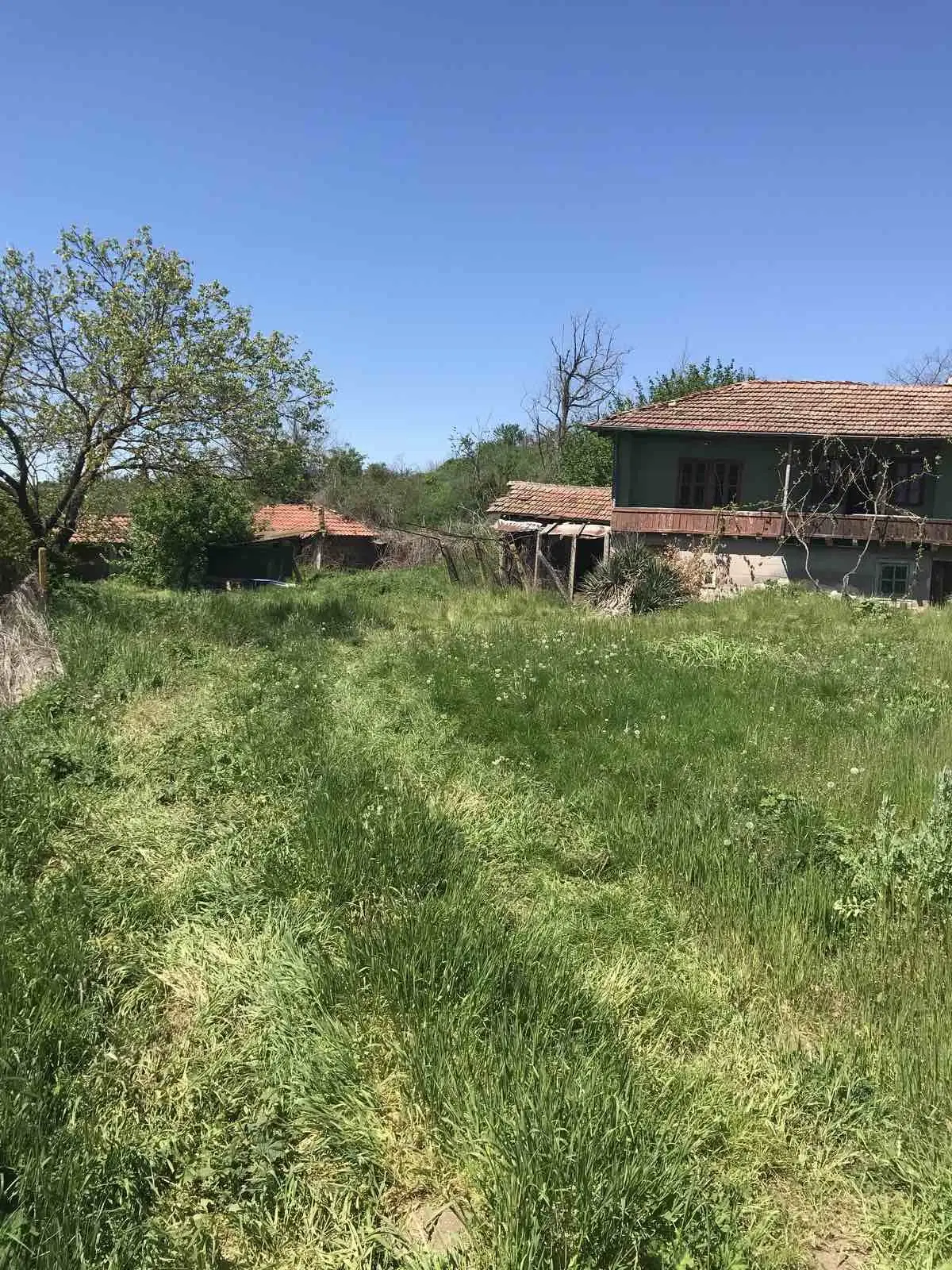 Authentiek 100 jaar oud landelijk huis + 1.006 m² grond in Glavan, Silistra - Bulgarije