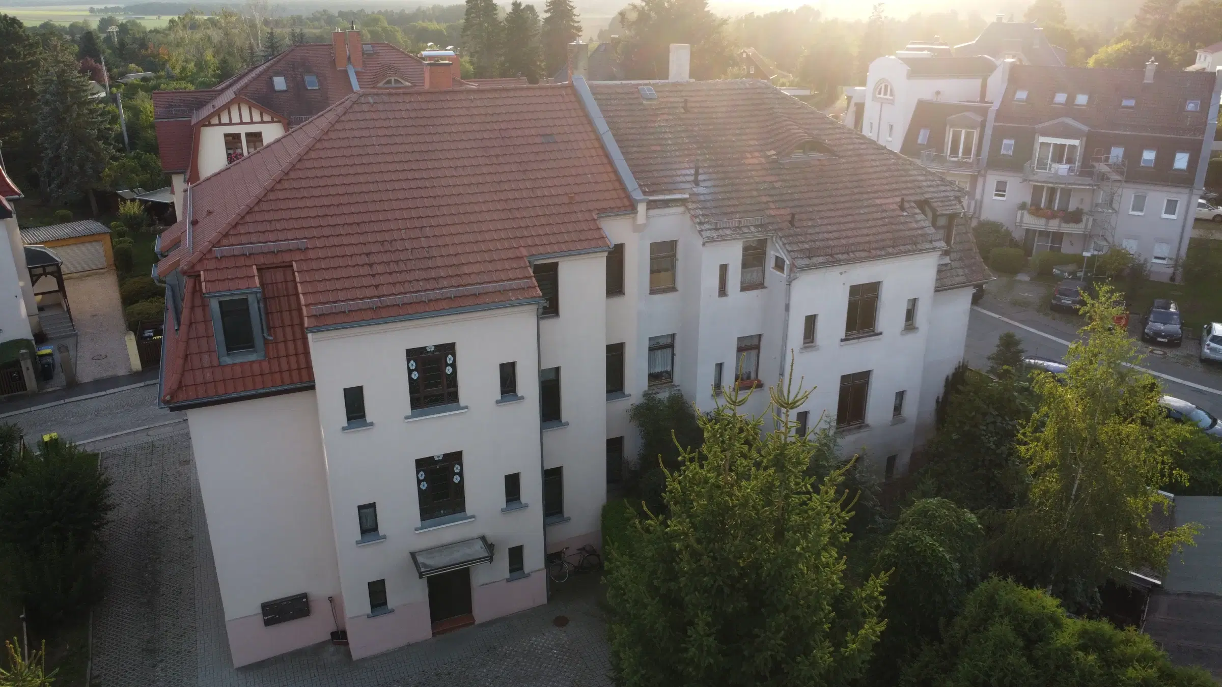6 woningen met bijgebouw naast stadscentrum Werdau - Duitsland