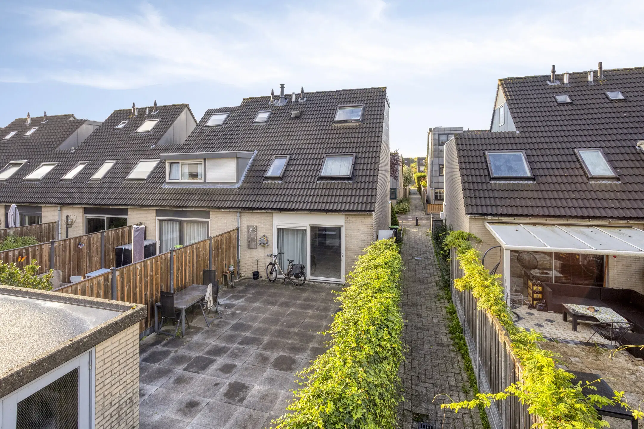 Spijkenisse, Haya van Someren-Downerpad 28
